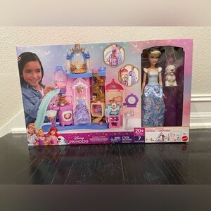 Disney Princess Pet Palace & Cinderella
